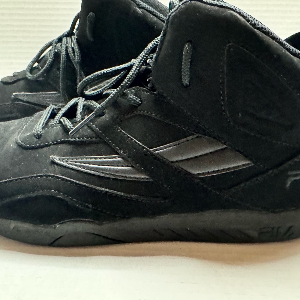 FILA | Basketball Sneaker | 3BM01287-001 | Men Size 6.5 | Black